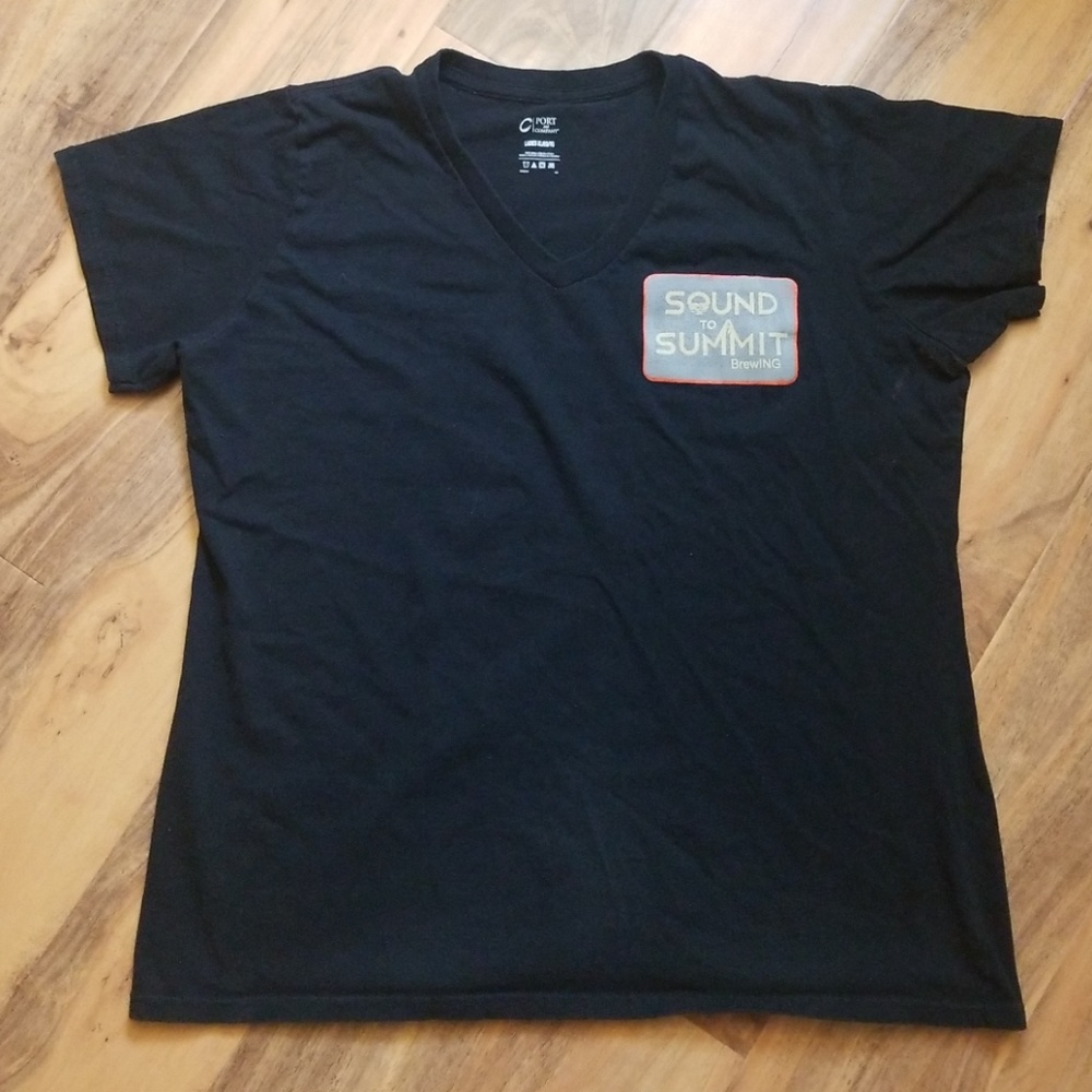 🌵3for10🌵 Sound to Summit Brewing V-Neck T-Shirt